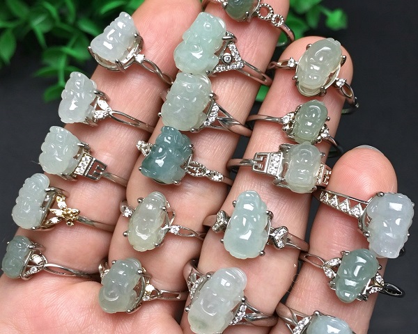 READ JADE RINGS